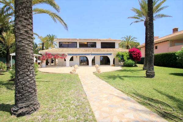 Chalet en Barrio Cabo Roig