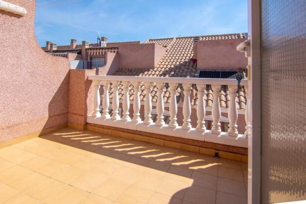 Casa independiente en avenida de Portugal