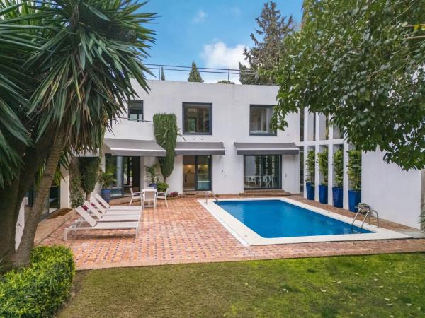 Casa independiente en avenida del Prado, 2