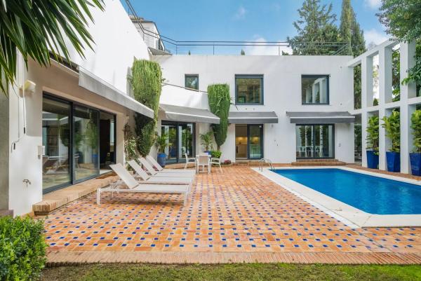 Casa independiente en avenida del Prado, 2