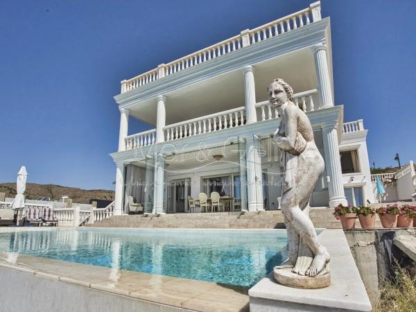 Casa independiente en avenida de l'Alacantí, 13