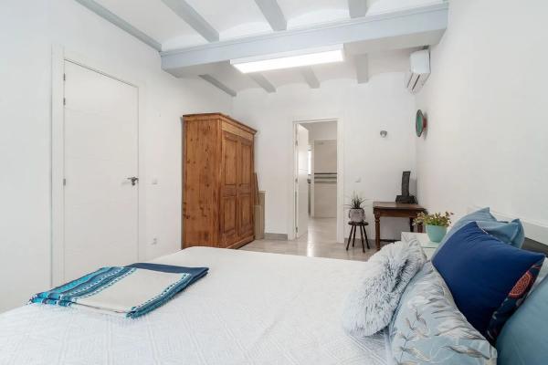 Casa independiente en calle de Venta Lanuza