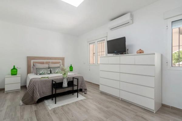 Casa independiente en calle de Venta Lanuza