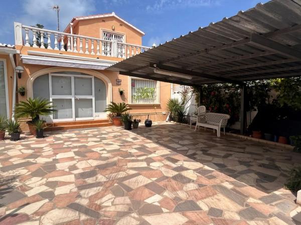 Casa independiente en calle Assagador de la Marjal, 13