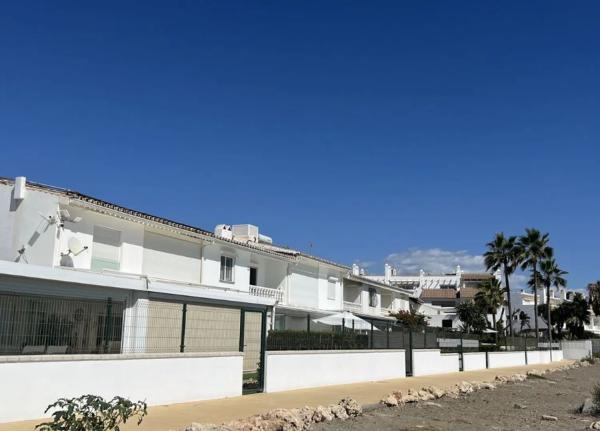 Chalet adosado en Urbanizacion Playa D'Or, 71