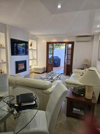 Chalet pareado en calle Isabel