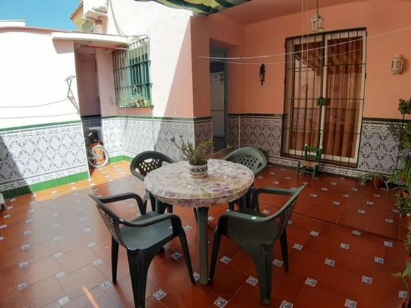 Chalet adosado en calle Recinto Ferial