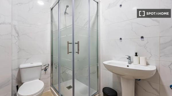 Quarto em residência compartilhada em Málaga