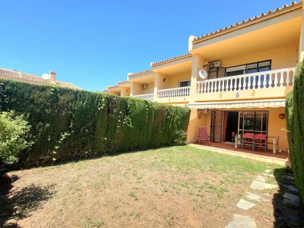 Chalet adosado en ronda del Golf Este s/n