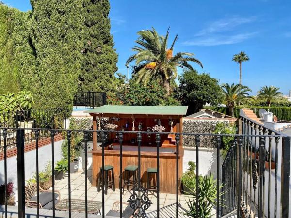 Casa independiente en avenida del Pacífico