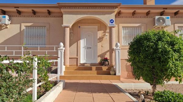 Casa independiente en calle Albaricoquero