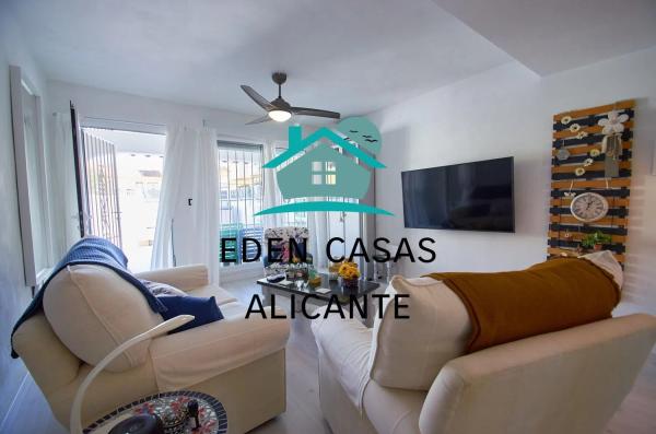 Chalet adosado en calle d'Oriola, 133