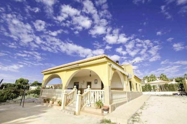 Casa independiente en camino de San Cayetano, 134