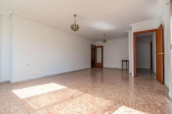 Piso en calle Bergantin, 21