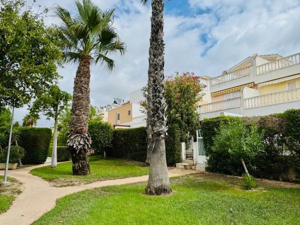 Chalet adosado en calle Berlín