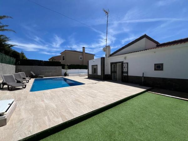 Casa independiente en avenida de Torrevieja