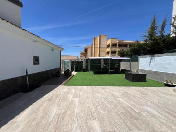 Casa independiente en avenida de Torrevieja