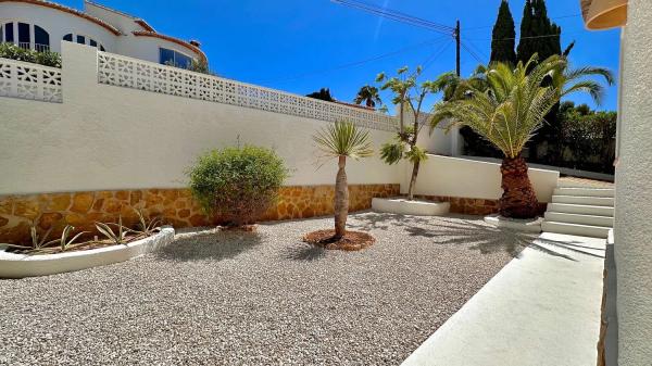 Casa independiente en calle Pintor Blake