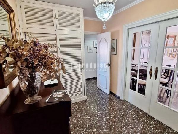 Piso en avenida de Andalucía