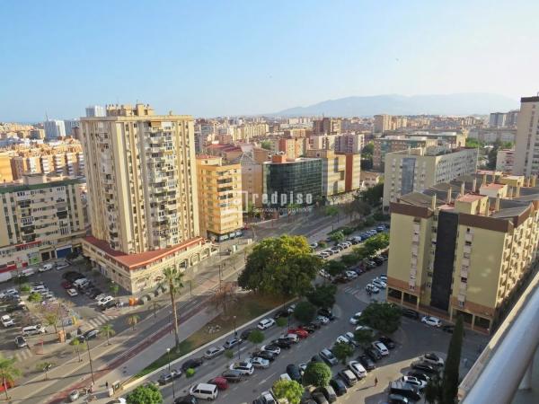 Piso en avenida de Andalucía