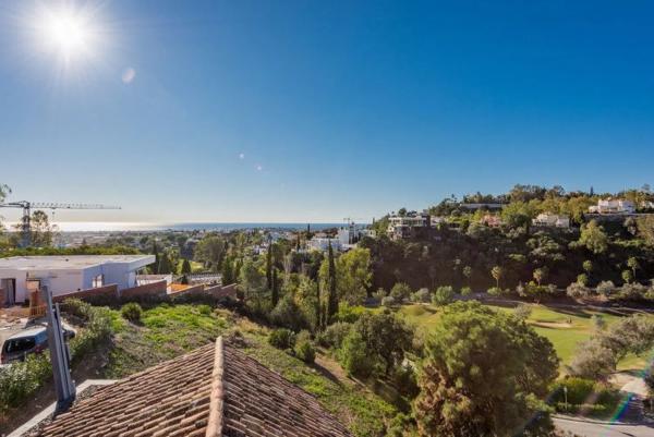 Casa independiente en avenida Tomás Pascual