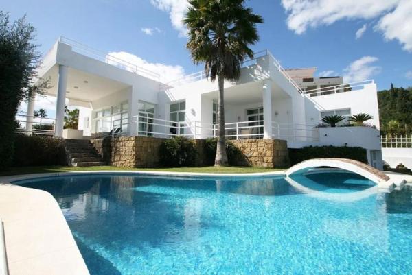 Casa independiente en avenida Tomás Pascual