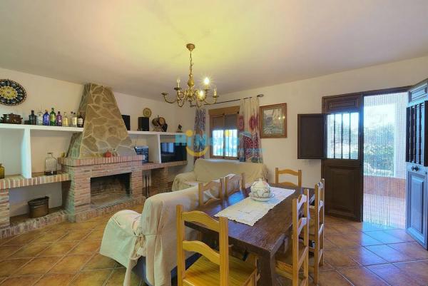 Chalet en Comares