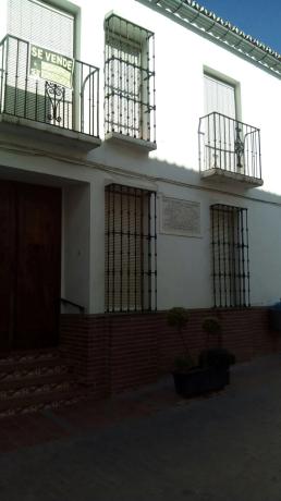 Casa independiente en calle del Real Comandante Benítez, 25