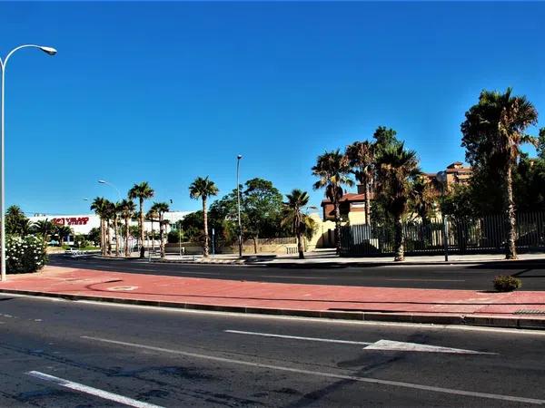 Terreno en avenida de Alcalde Lorenzo Carbonell