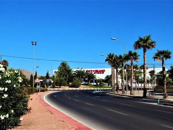 Terreno en avenida de Alcalde Lorenzo Carbonell