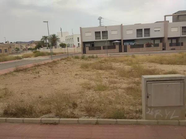 Terreno en calle Campello