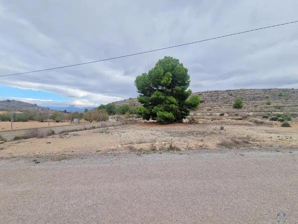 Terreno en Hondón de las Nieves