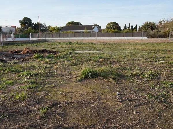 Terreno en Alzabares