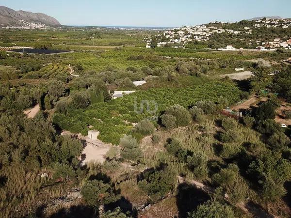 Terreno en avenida de Dénia