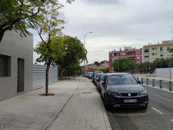 Terreno en avenida Carlos Soria, 23