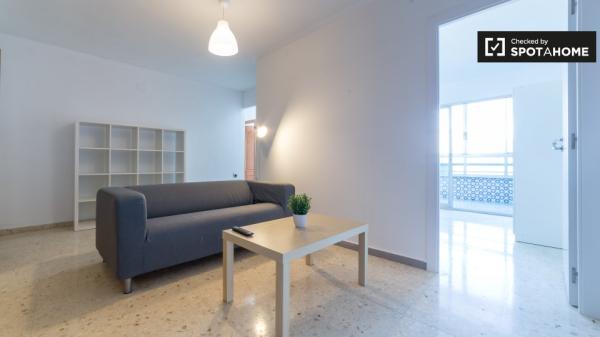 Apartamento amueblado de 5 dormitorios Camins al Grau Valencia