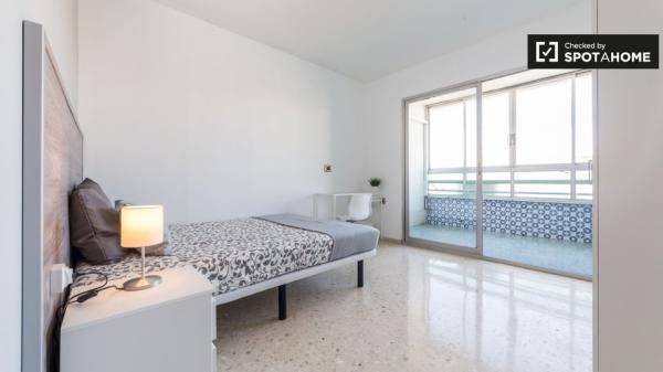 Apartamento amueblado de 5 dormitorios Camins al Grau Valencia