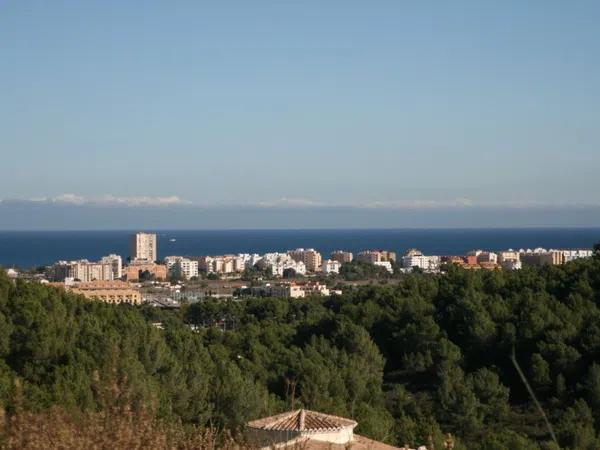 Terreno en Partida Comunes-Adsubia