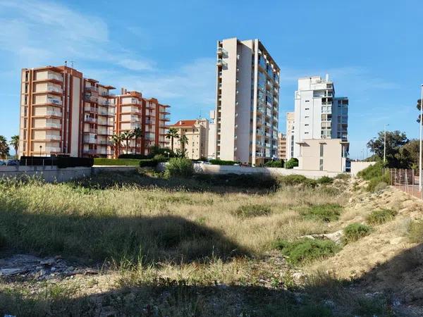 Terreno en Puerto Deportivo