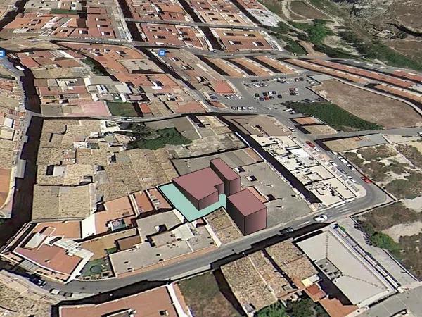 Terreno en calle de la Torre de les Maçanes