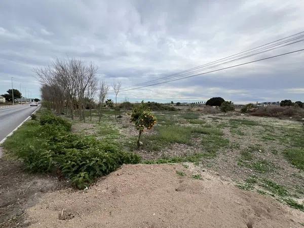 Terreno en avenida Doctor Marañón