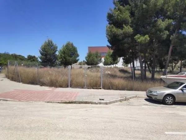 Terreno en calle Treballadores