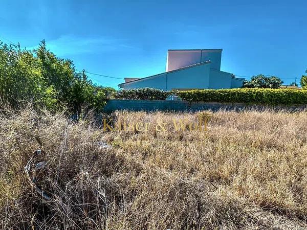 Terreno en calle les Salines