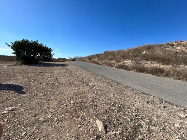 Terreno en Partida Horna Alta