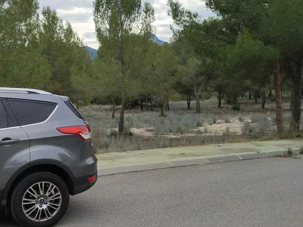 Terreno en Urbanización Pinares del Mecli Izqd