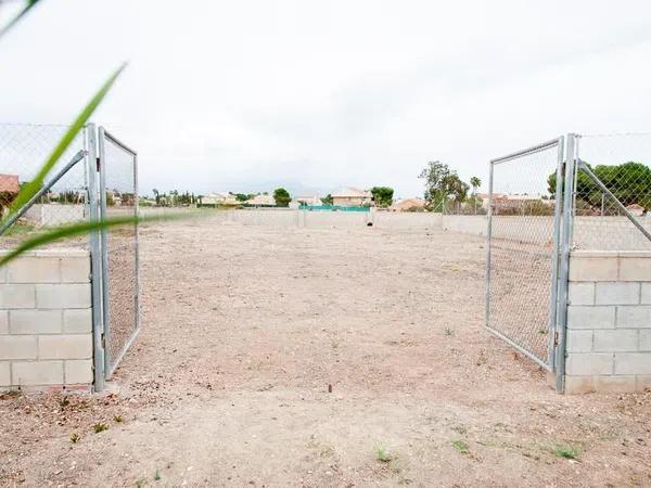 Terreno en calle Zarzas, 18