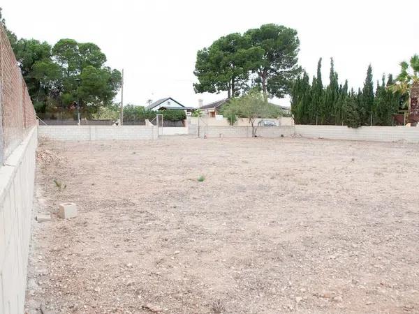 Terreno en calle Zarzas, 18