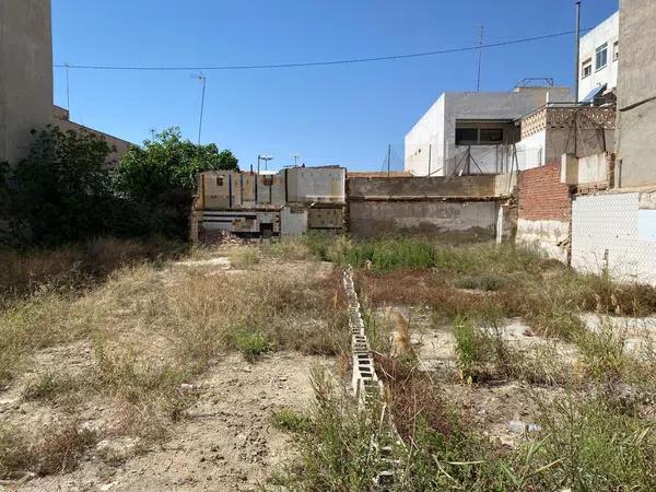 Terreno en calle Cerdà, 85