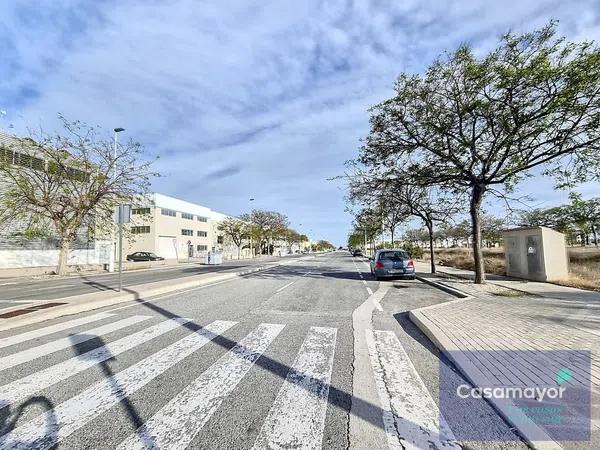 Terreno en calle Nicolás de Bussi