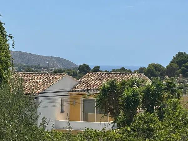 Terreno en calle Benitzaina